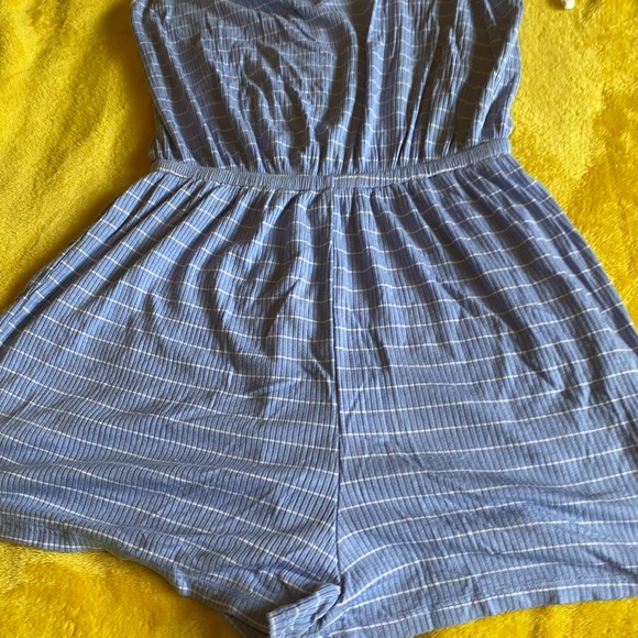 Forever 21 Blue And White Jumpsuit Short Set Size Medium brand new - Picture 3 of 8